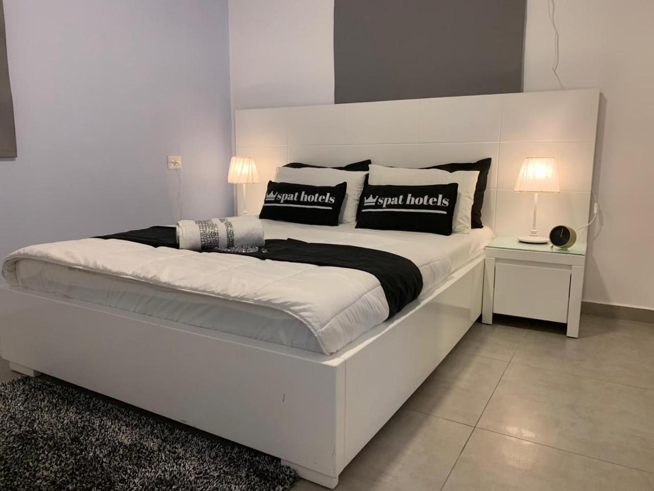Spat Apartments Bat Yam Eksteriør bilde