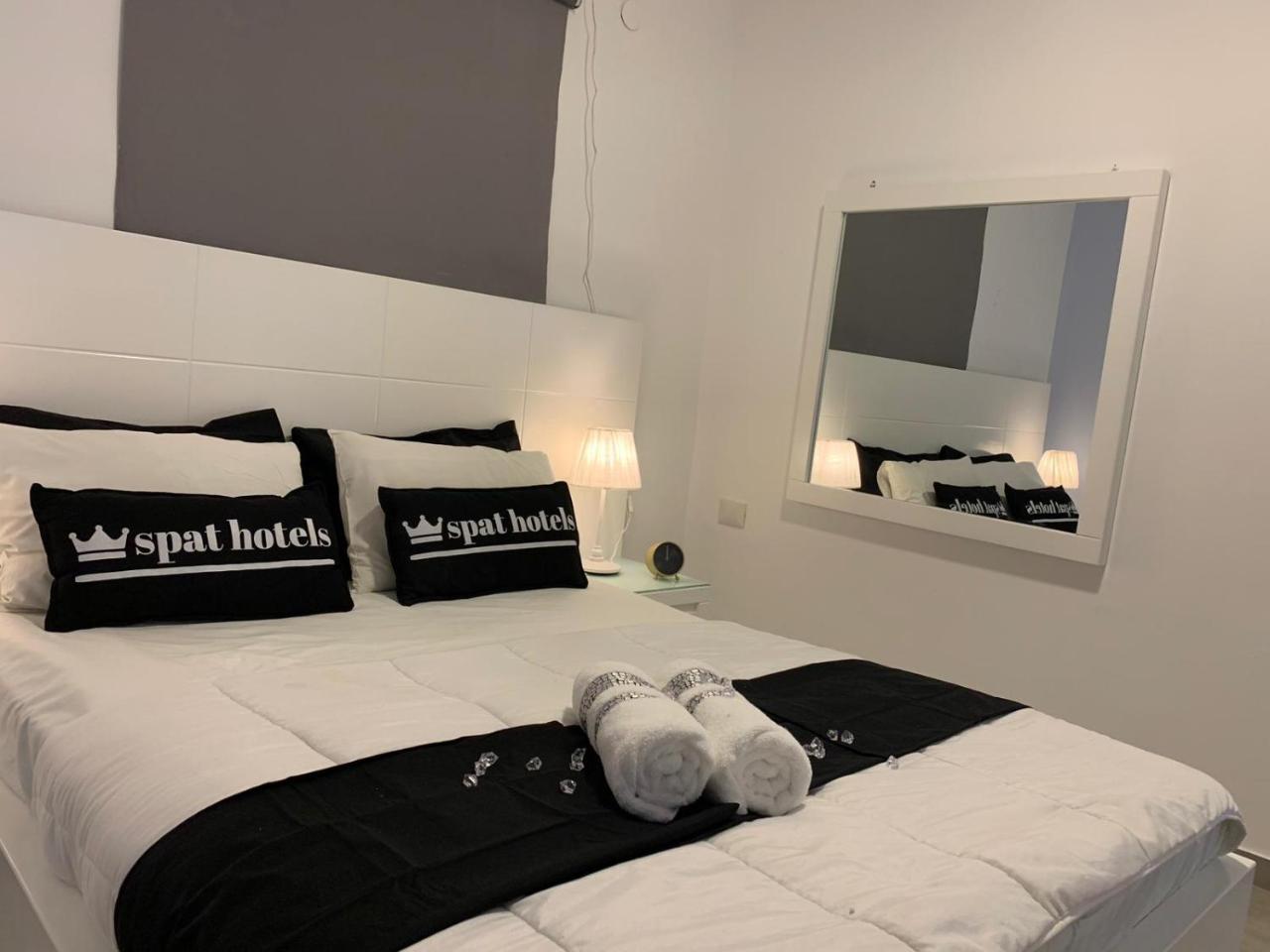 Spat Apartments Bat Yam Eksteriør bilde