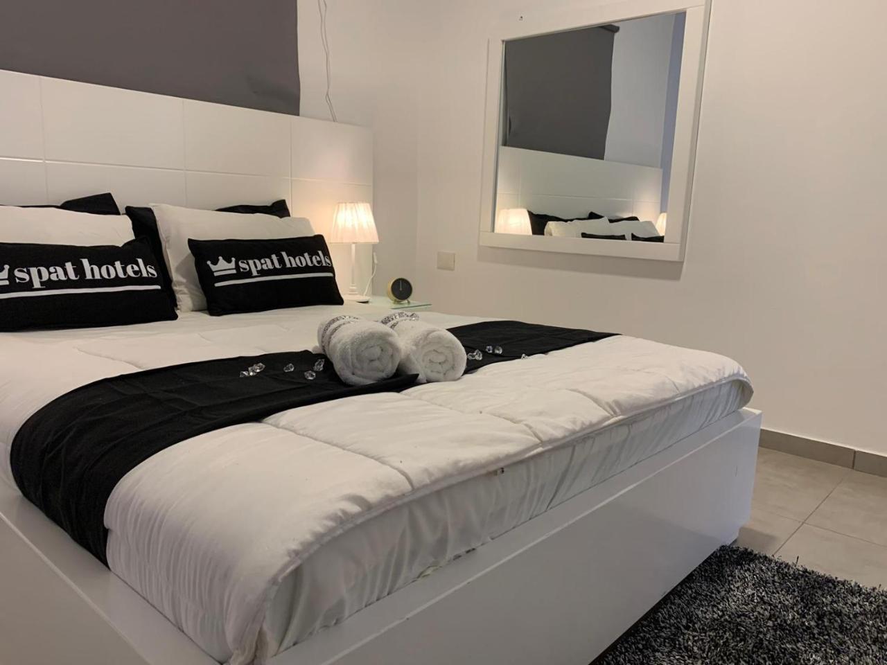Spat Apartments Bat Yam Eksteriør bilde